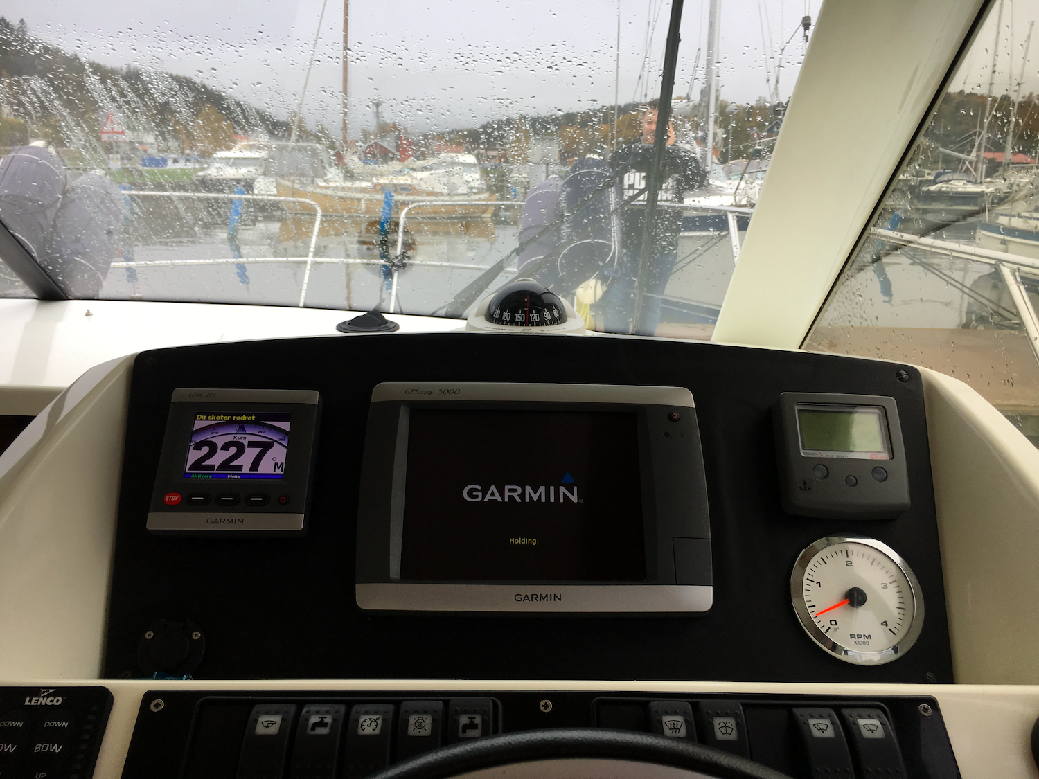 Glass cockpit dashboard for a boat ENDIGE BOATING